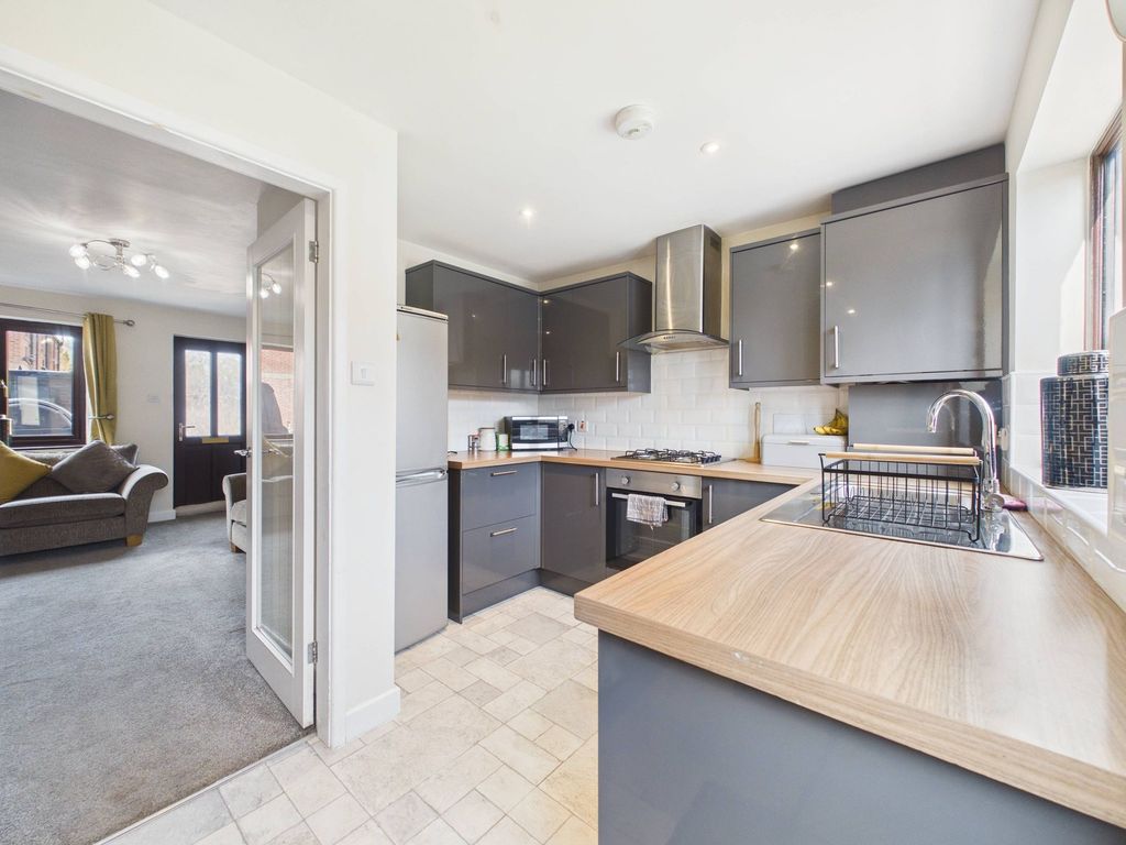 Property photo 2 of 13 Dining Kitchen