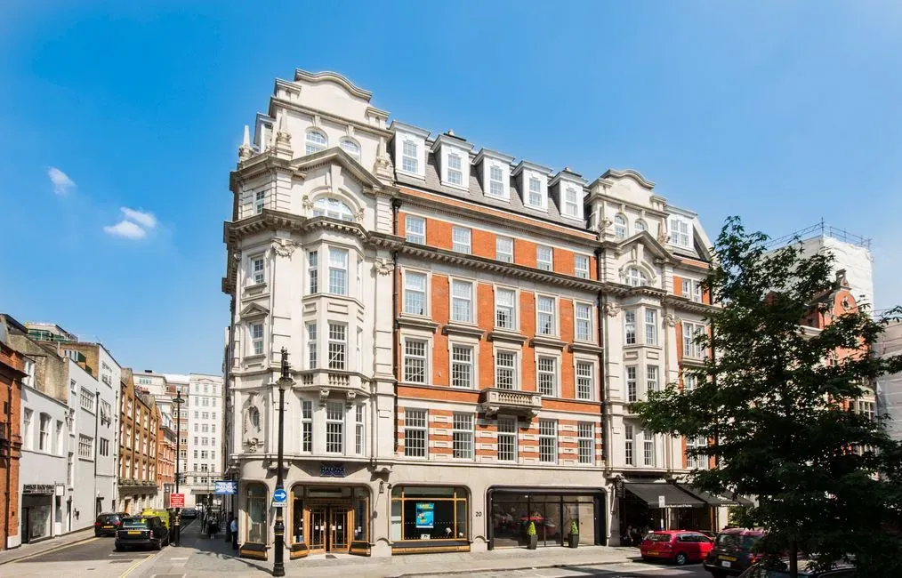 Property photo 1 of 8