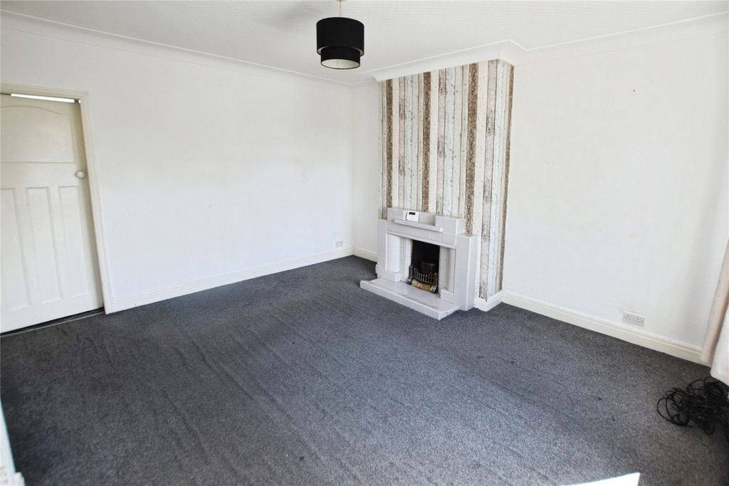 Property photo 3 of 16 Picture No. 09
