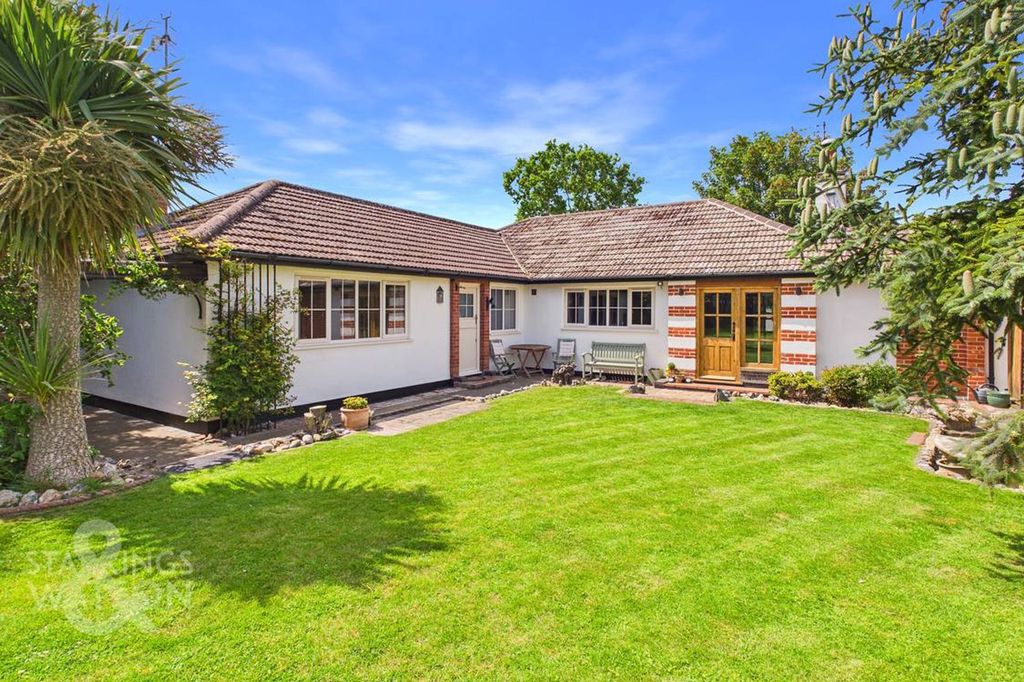 Property photo 2 of 51