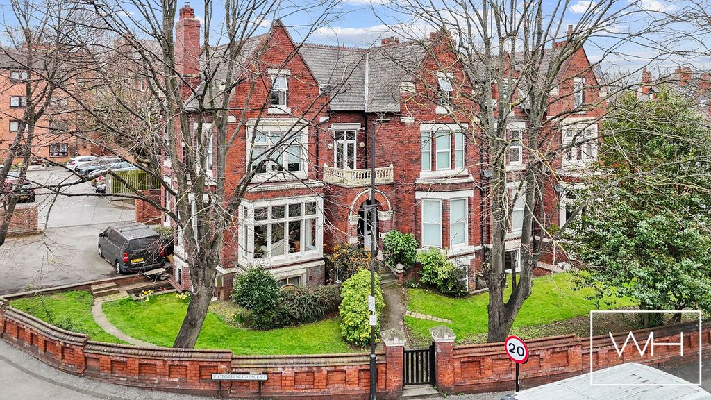 Property photo 1 of 18 1 Victoria Road Crescent, Doncaster 01_297