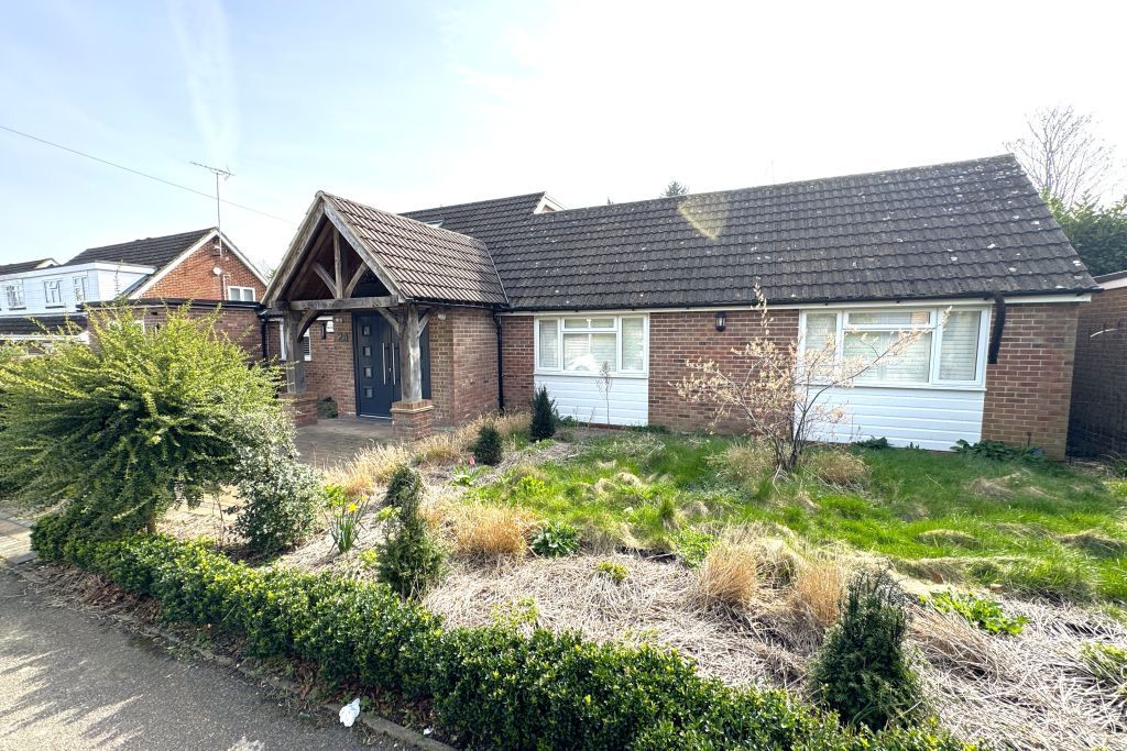 Property photo 2 of 32