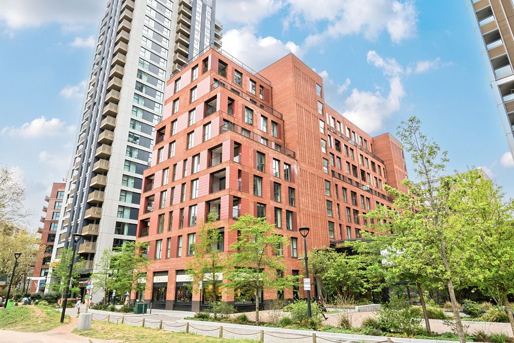 Property photo 1 of 11 1447769-2-69De714...