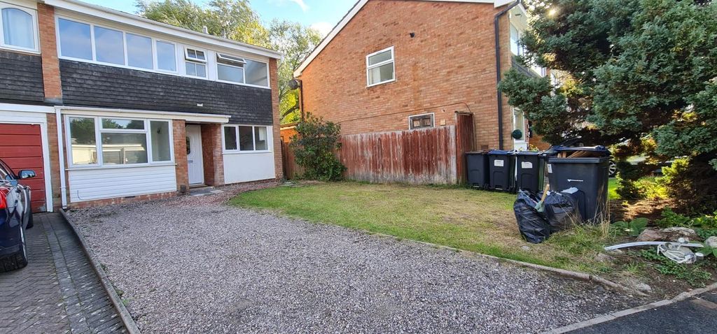 Property photo 2 of 16