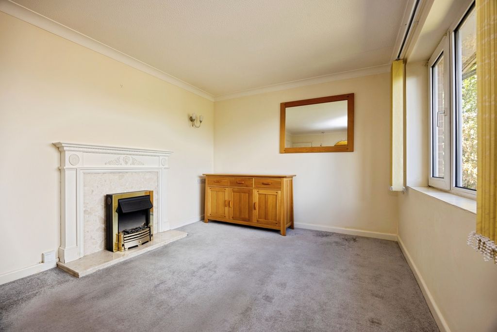 Property photo 3 of 12 Pbox-Img.Jpg