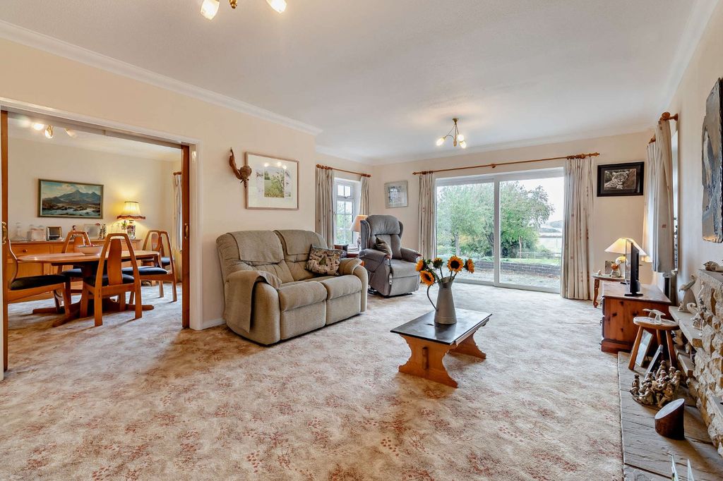 Property photo 3 of 17 Picture No. 09