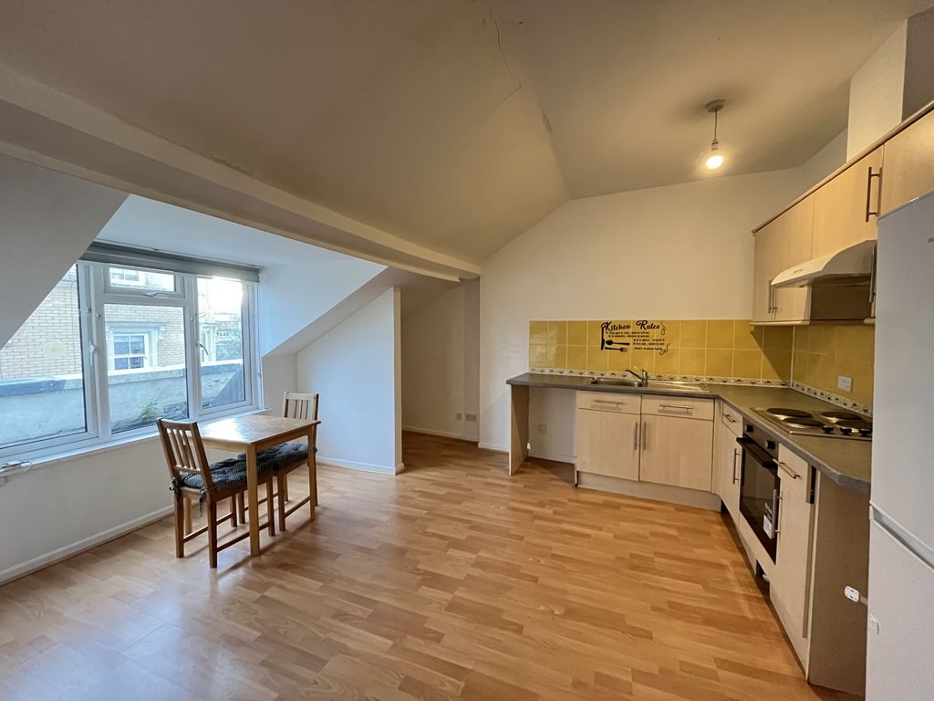 Property photo 2 of 6 Img_8613