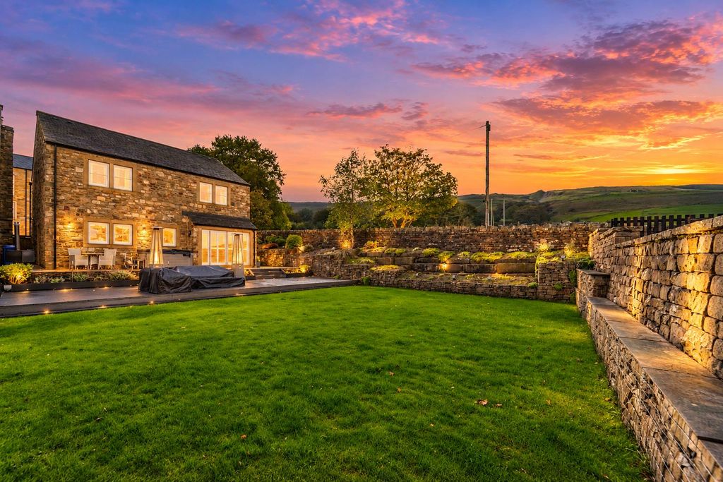 Property photo 1 of 69 Old Mill Night (2).Png