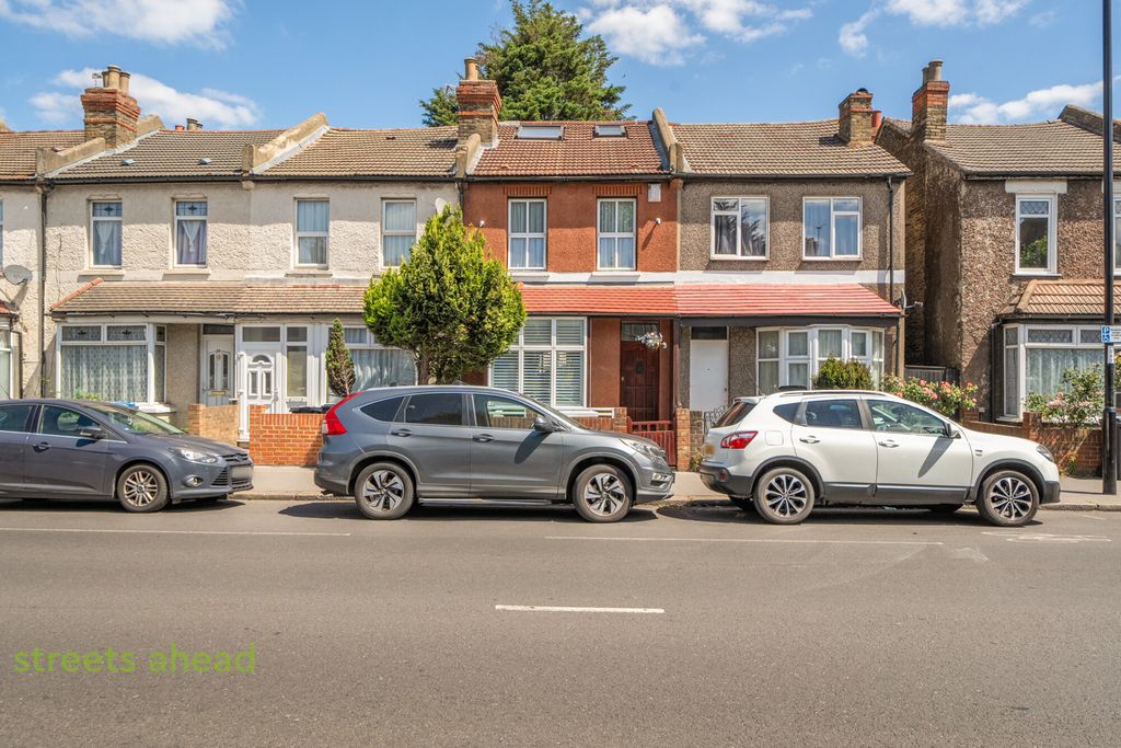 Property photo 1 of 16 76Cb7Fa6-Bd6d-40F...