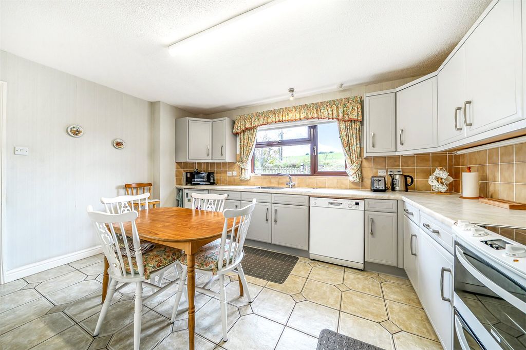 Property photo 3 of 20 Picture No. 03