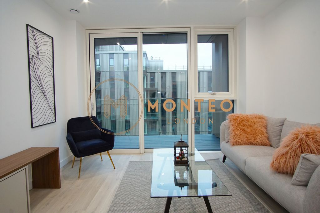 Property photo 3 of 11