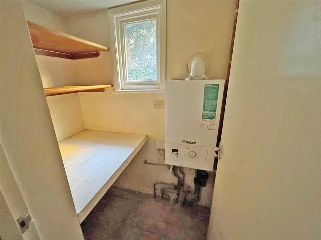 Property photo 3 of 6