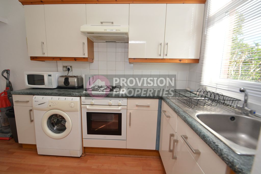 Property photo 3 of 7 Photo