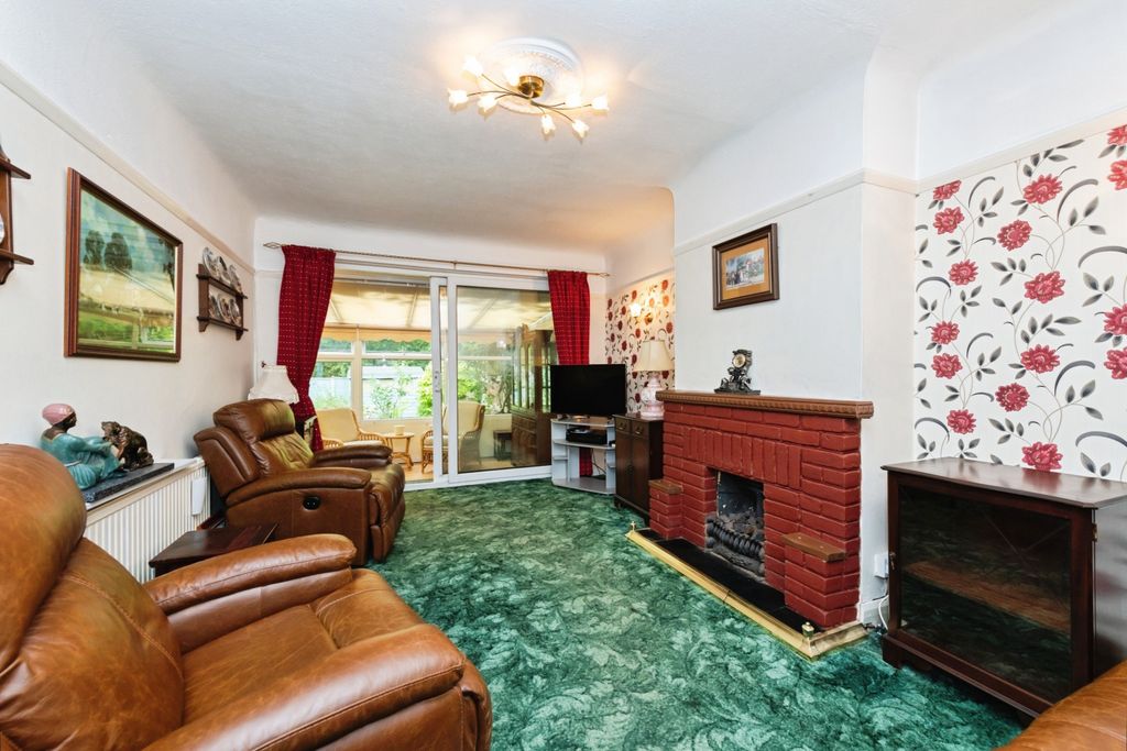 Property photo 3 of 18 Reception Room