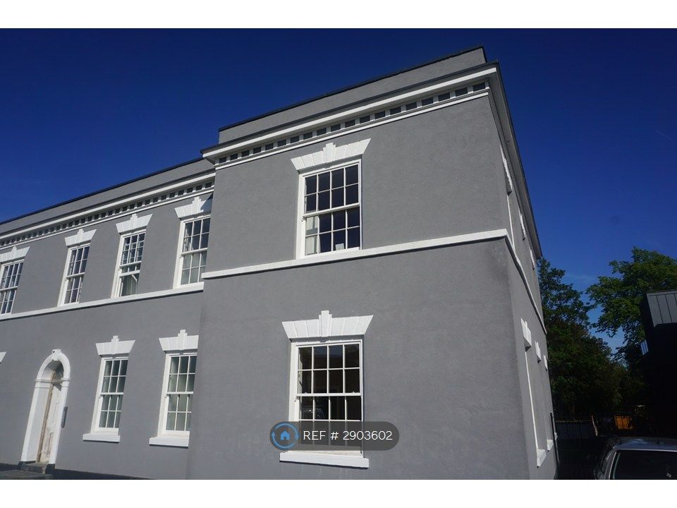 Property photo 2 of 14