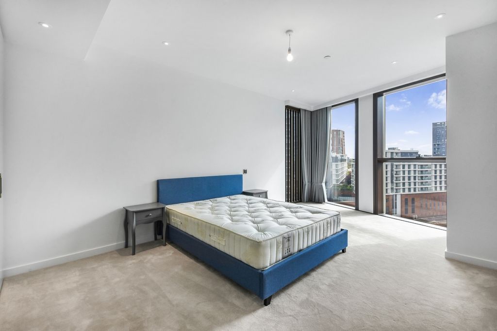 Property photo 3 of 18 Dsc_9915_High