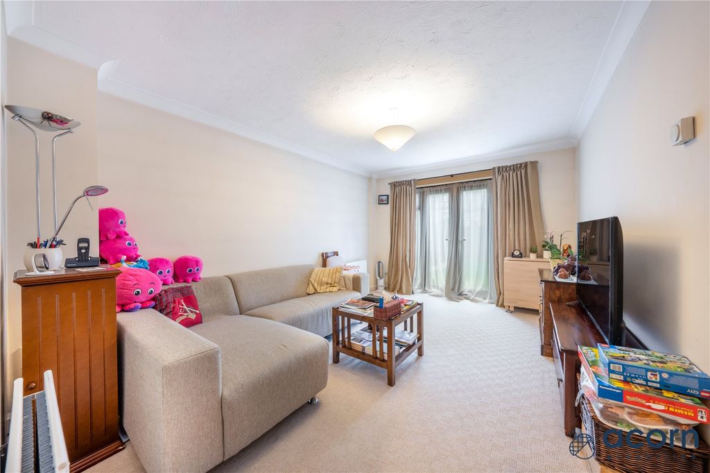 Property photo 2 of 20 Picture No. 16