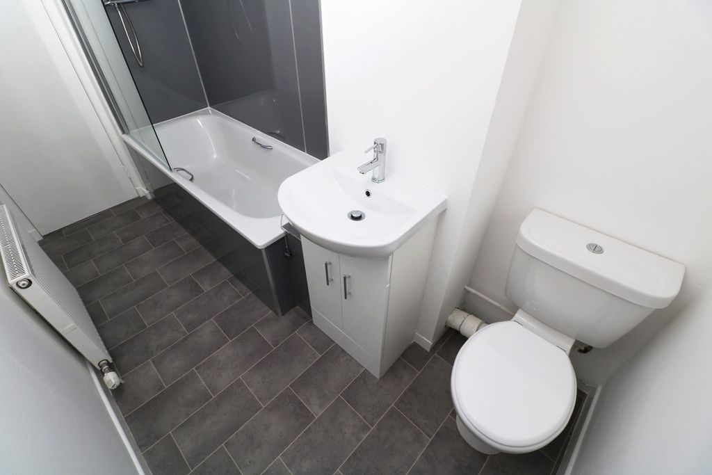 Property photo 3 of 7 Photo 3