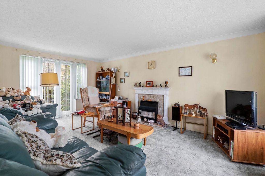 Property photo 3 of 13