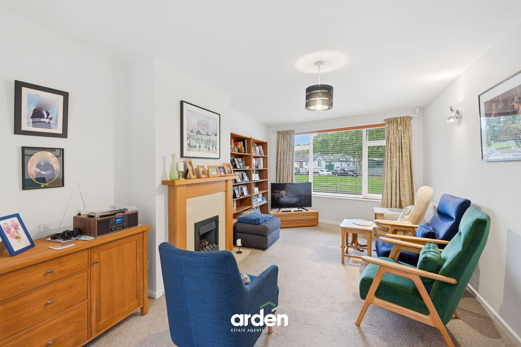 Property photo 3 of 14