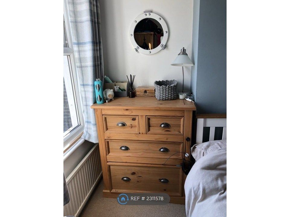 Property photo 3 of 14 Second Double Drawers