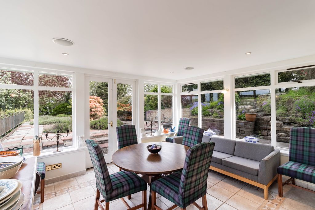 Property photo 3 of 44 Sunroom