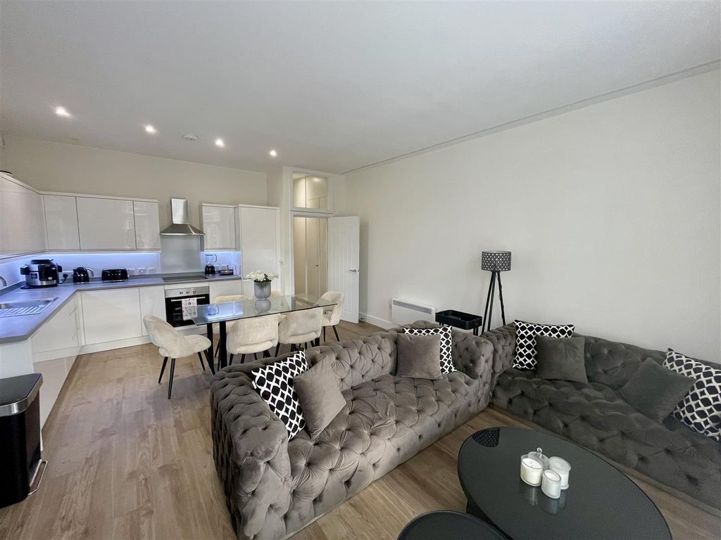 Property photo 3 of 8 Image00002.Jpeg