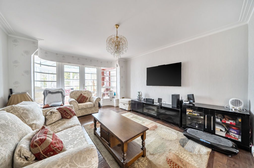 Property photo 2 of 17 Photo 19