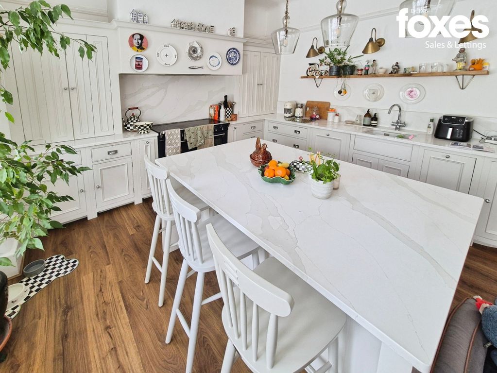 Property photo 3 of 32 4182733