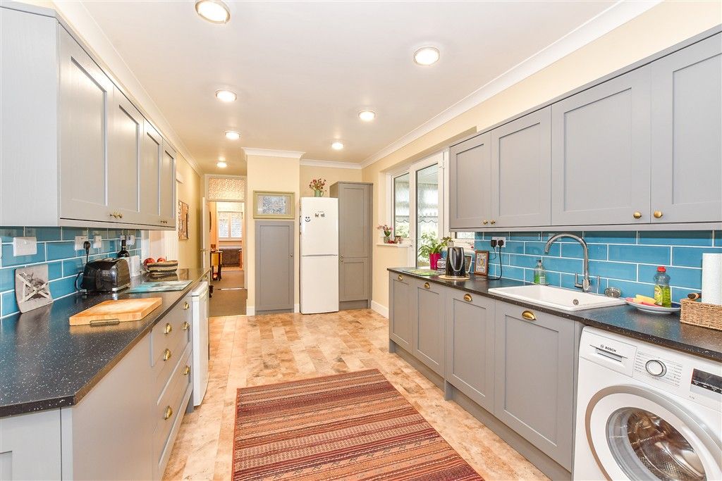 Property photo 3 of 13 Kitchen