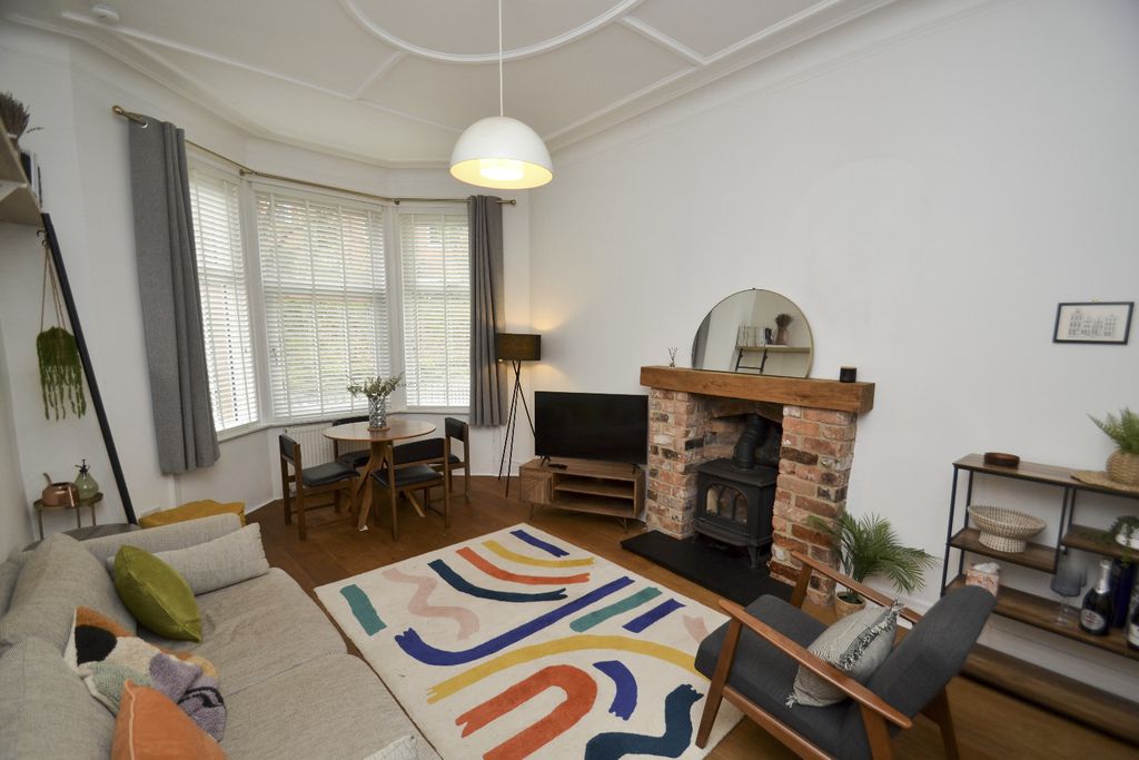 Property photo 2 of 25 5014273