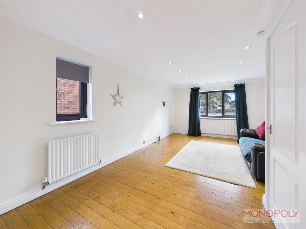 Property photo 2 of 15