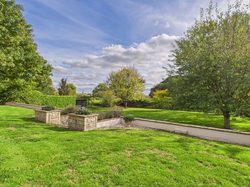 Property photo 3 of 29 Photo 3