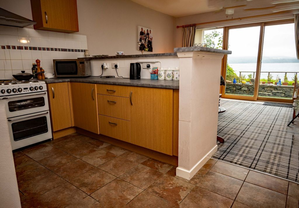 Additional image 8 of 2 bed flat for sale12 Tigh-Na-Cladach, Dunoon, Argyll And Bute PA23