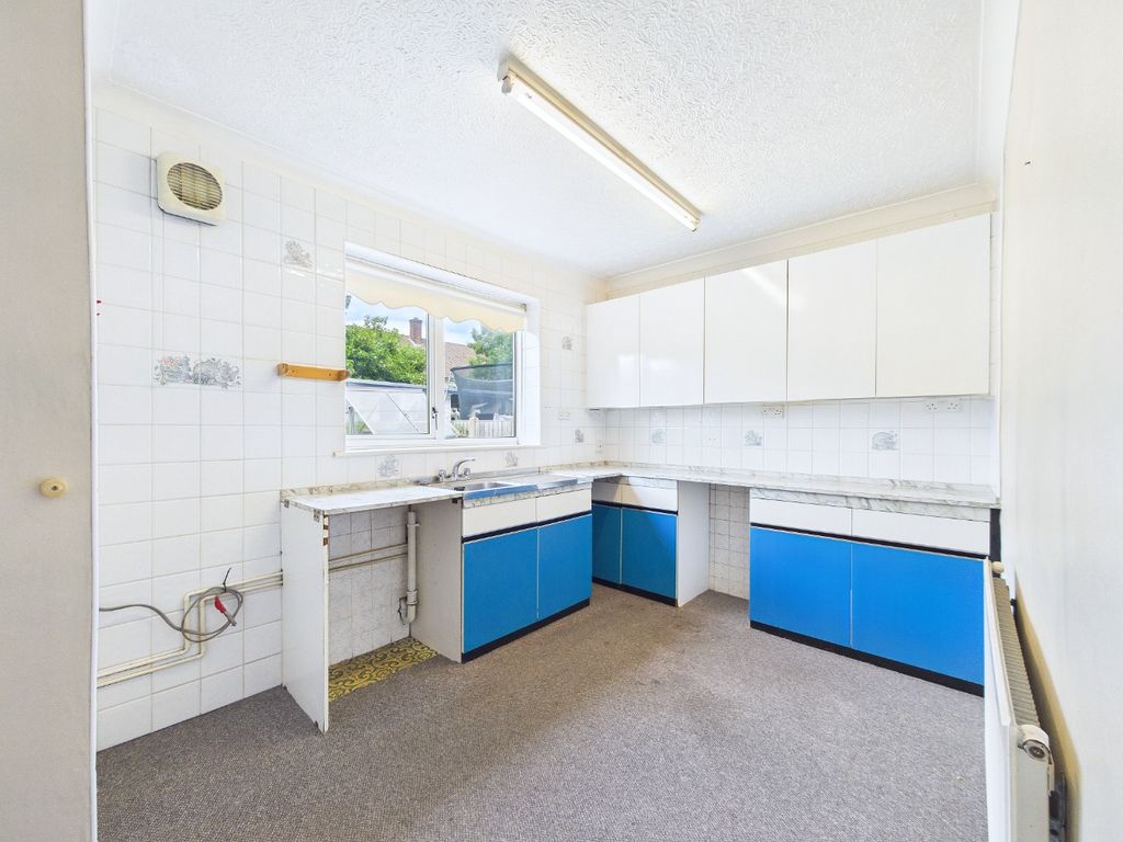 Property photo 3 of 18 5266383