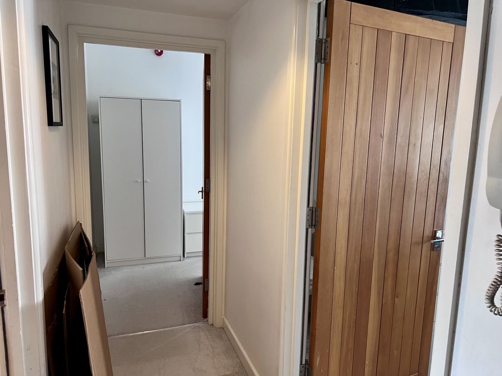 Property photo 2 of 13 Photo 10