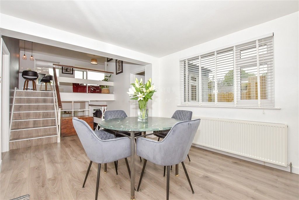 Property photo 3 of 18 Dining Area