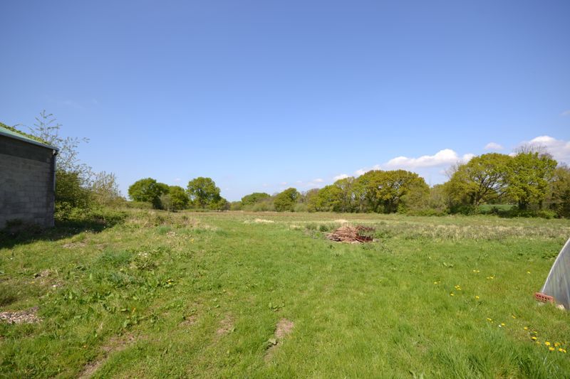 Property photo 3 of 22 Photo 23