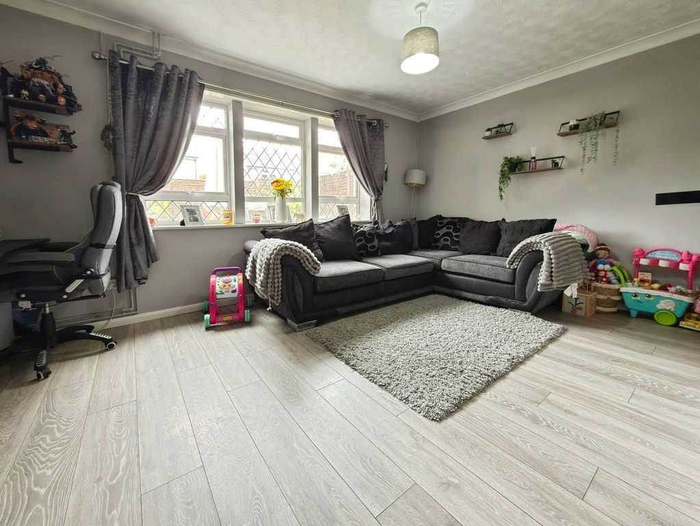 Property photo 2 of 15