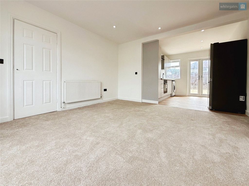 Property photo 3 of 15 Picture No. 05