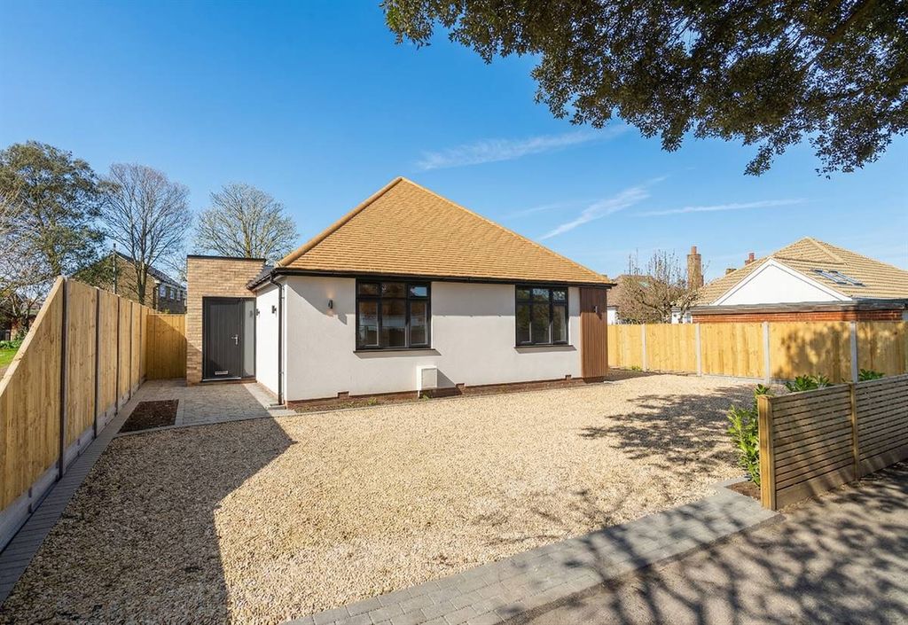Property photo 1 of 35