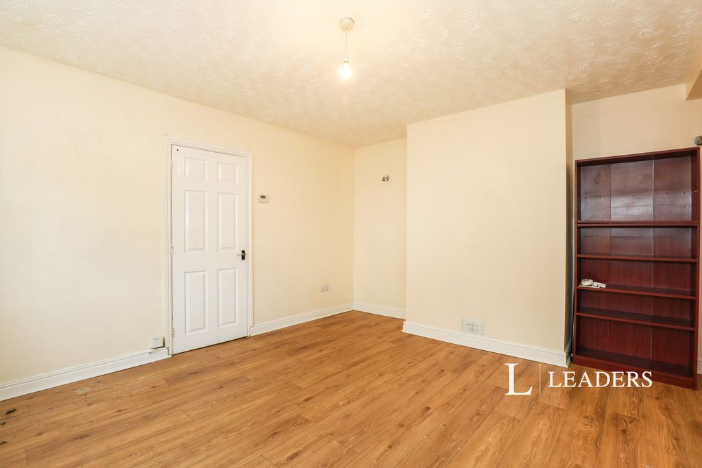 Property photo 2 of 10 Photo
