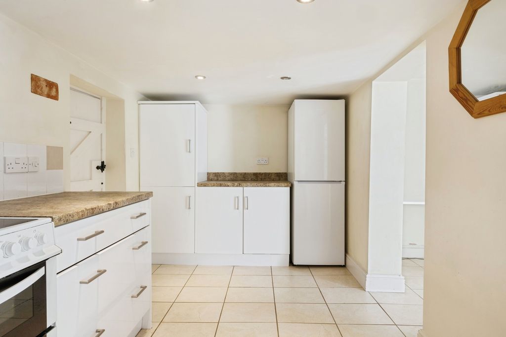 Property photo 2 of 24 Pbox-Img.Jpg