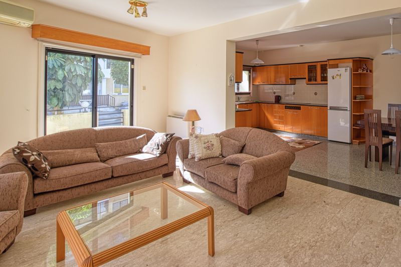 Property photo 2 of 27 Open Plan Living...