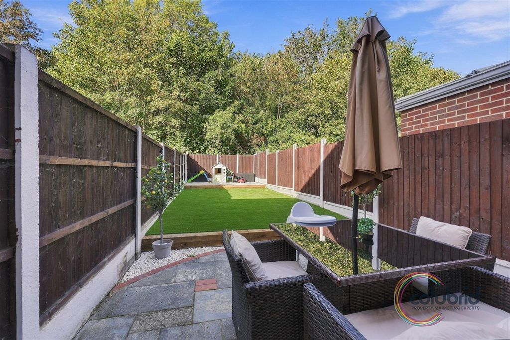 Property photo 3 of 17