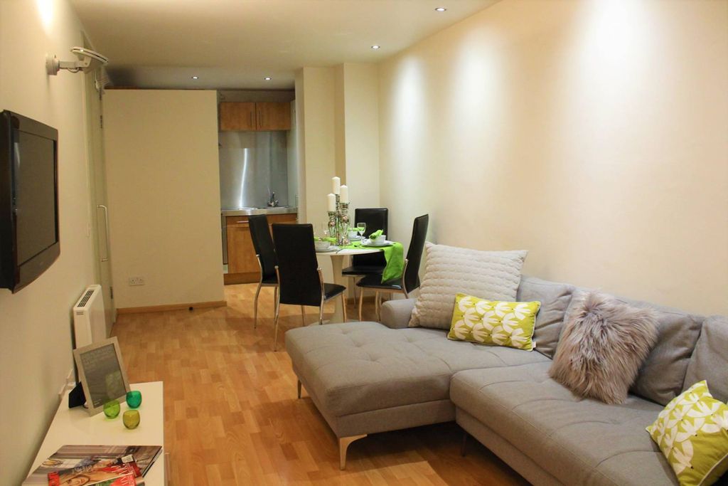 Property photo 2 of 12