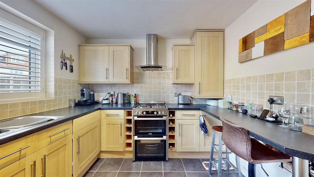 Property photo 3 of 12 P5 - Copy.Jpg