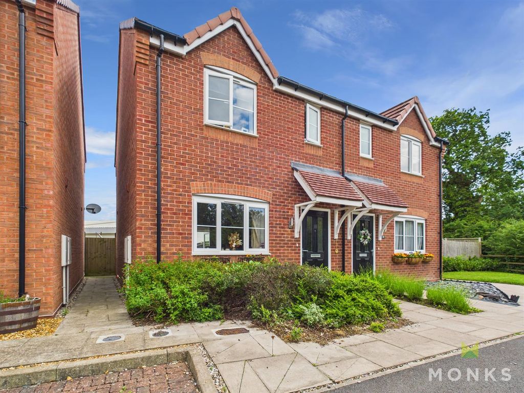 Property photo 1 of 16 Cam01420G0-Pr0662-Still015.Jpg