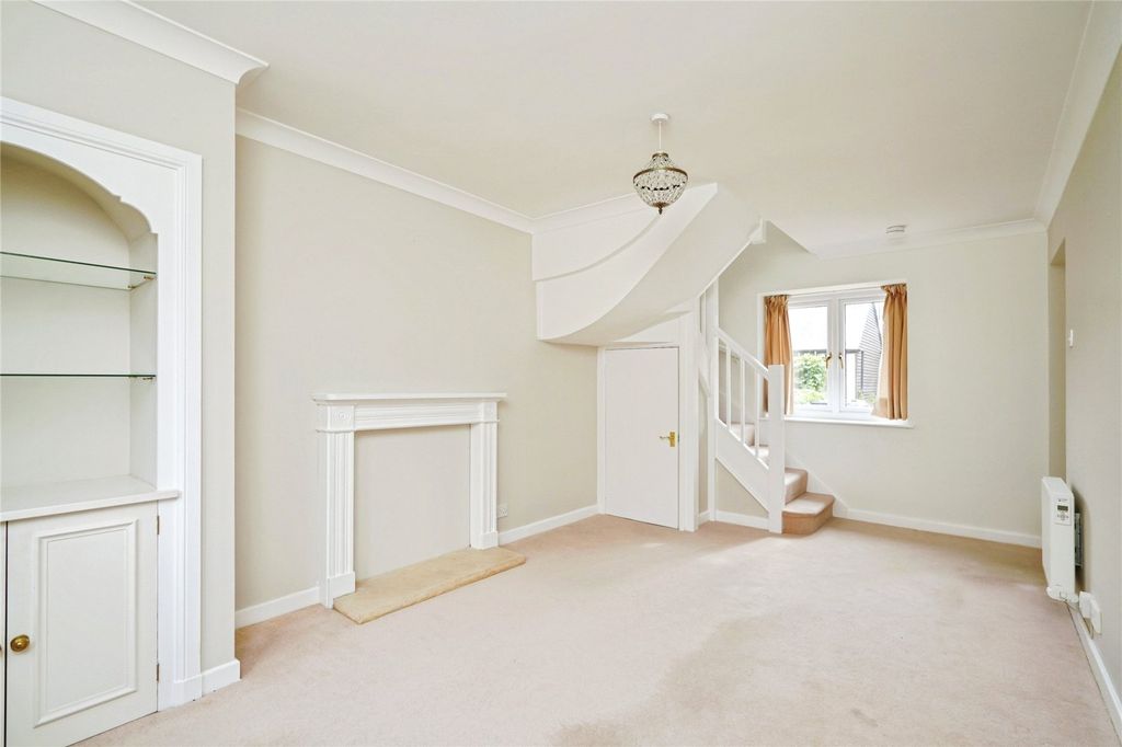 Property photo 3 of 9 Picture No. 17
