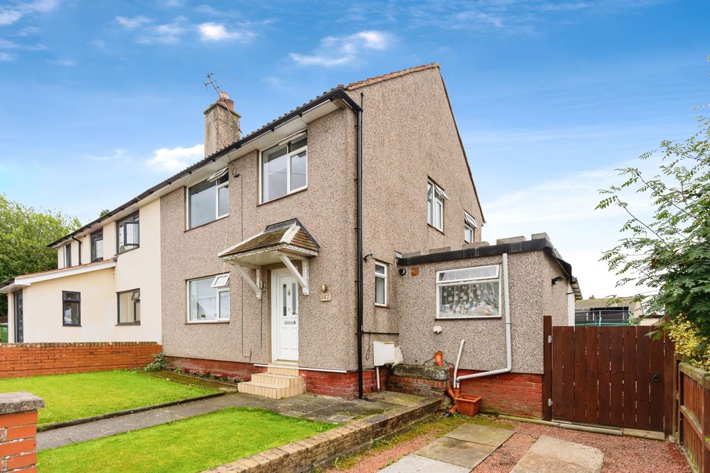 Property photo 1 of 10 External